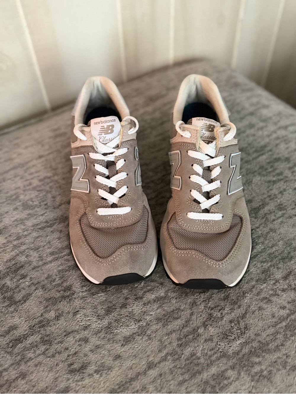 New Balance Women’s Classic Sneakers in Gray and White